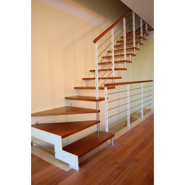 RAMPE D'ESCALIER MODELE DIAMANT  METAL/ LISSES INOX