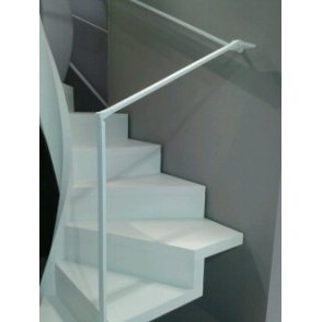 ESCALIER hélicoïdal bois détails