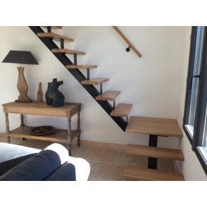 ESCALIER limon central CELESTE 1/4 TOURNANT,