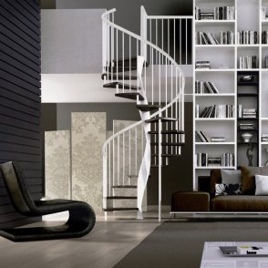 Escalier colimaçon EXCEPTION Rond intérieur avec fût central débillardé