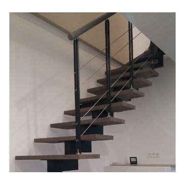 Escalier droit limon central acier...