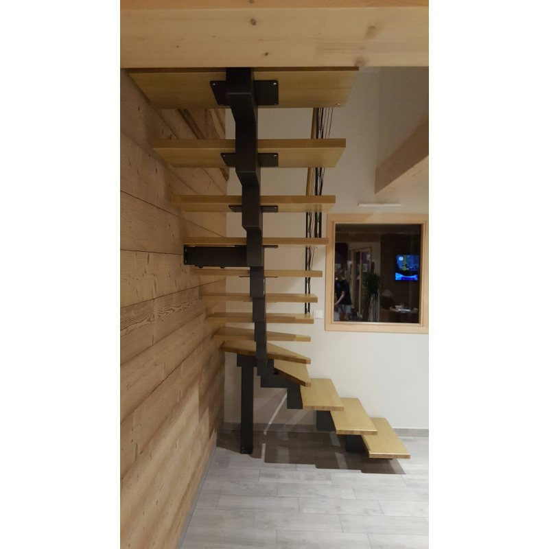 ESCALIER QUART TOURNANT LIMON CENTRAL EN METAL