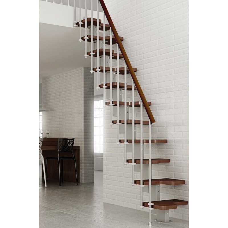 Escalier gain de place VENUS à marches décalées en hêtre massif