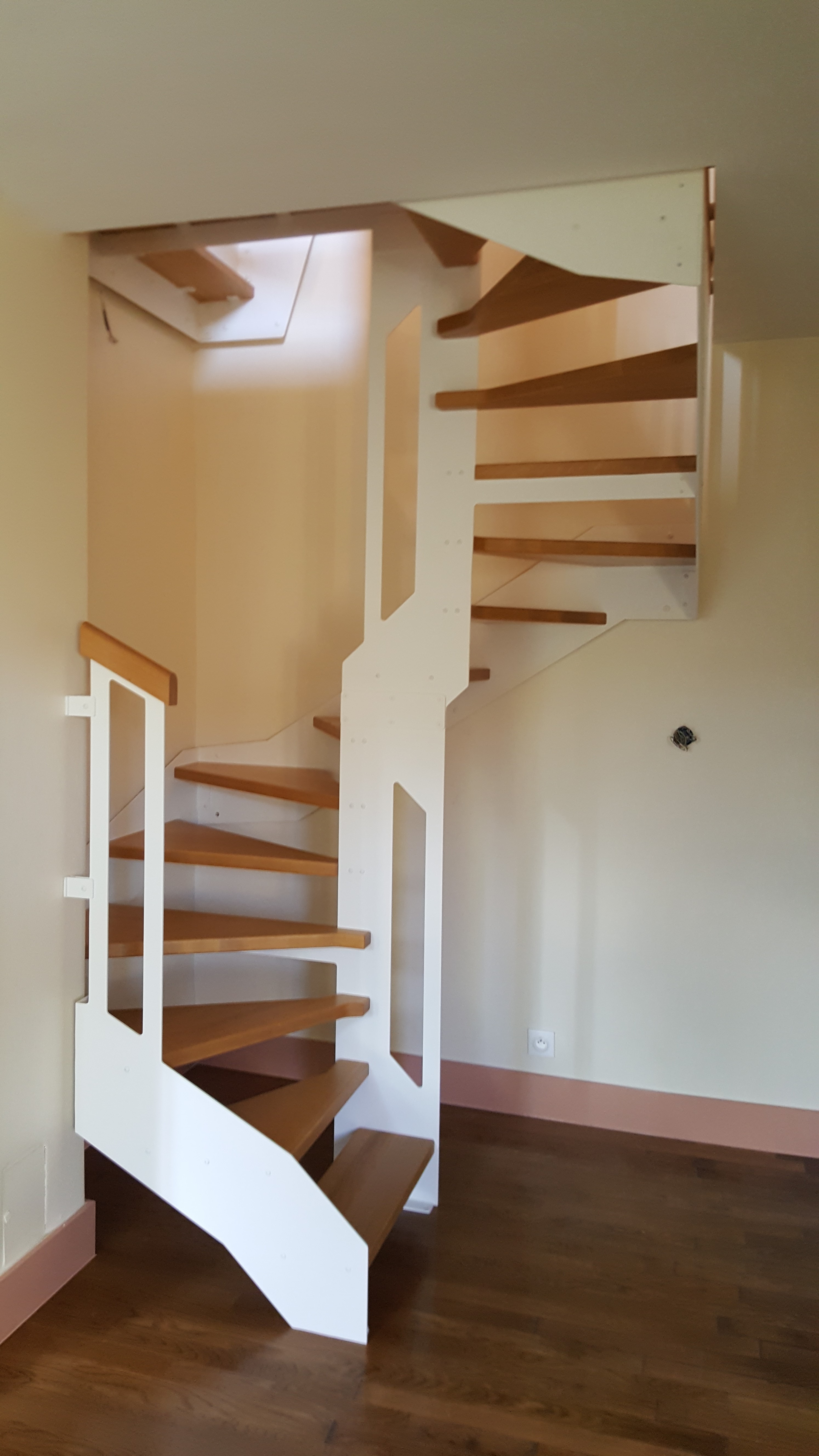 escalier sur mesure réalisé à Besançon