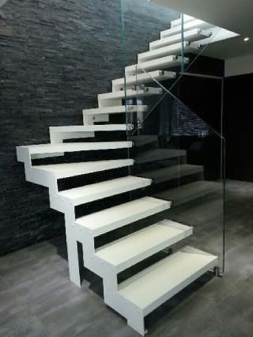 escalier métal bois verre