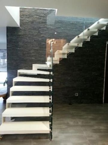 escalier métal bois verre