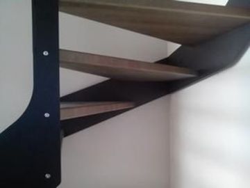escalier limon métal marches bois