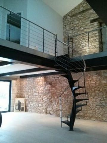 ESCALIER EXCEPTION