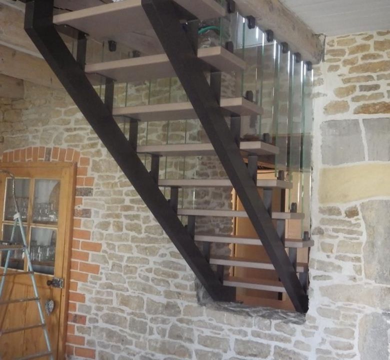 ESCALIER METAL VERRE