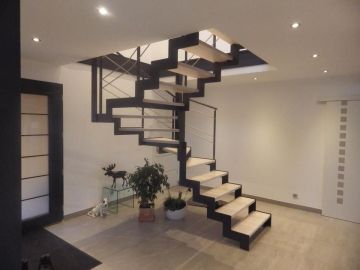 escalier double limon métal marches bois