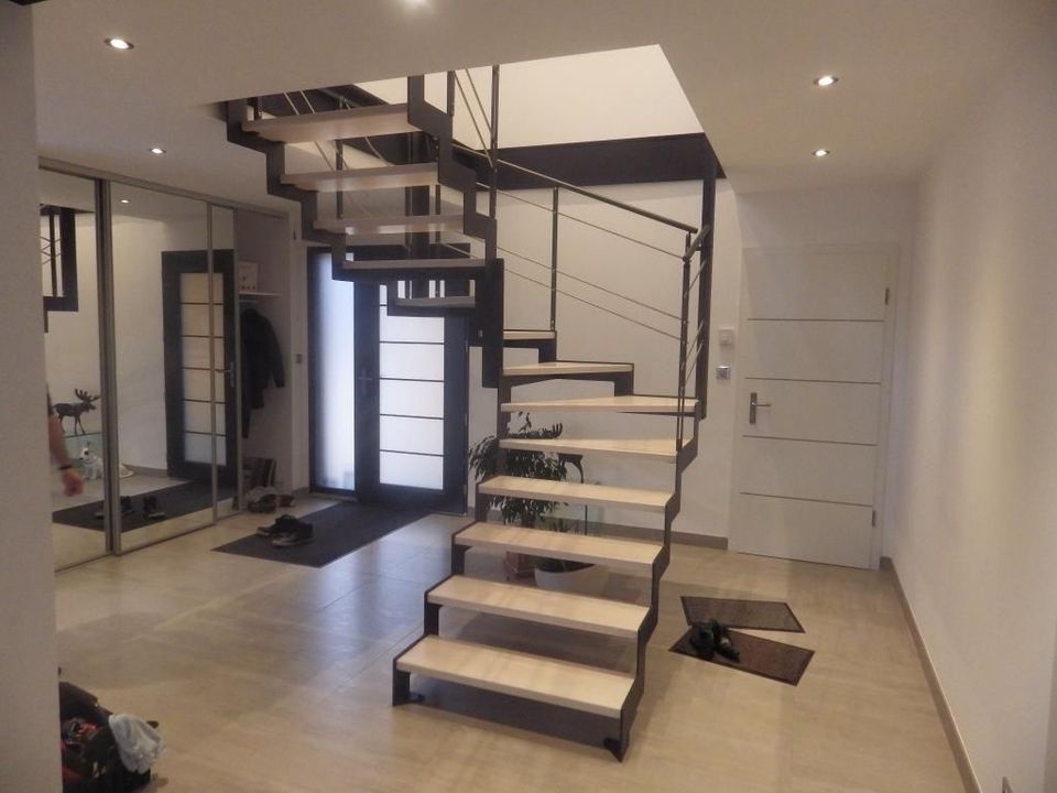 escalier double limon métal marches bois