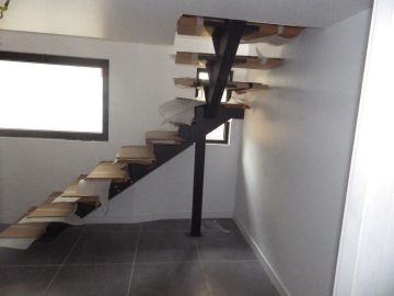 escalier poutre centrale
