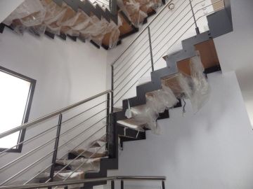 escalier doublie limon métal