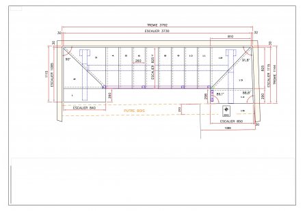 Escalier extérieur : comment prendre les mesures avec des murs pas droits ?