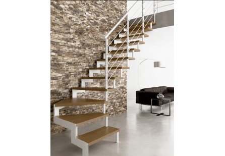 Escalier en kit haut de gamme ou kit premier prix : quelles différences réelles ?
