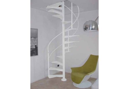 Escalier gain de place : bois, métal ou mixte, quel matériau choisir ?