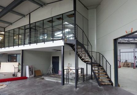 Avis client escalier Nord-Pas-de-Calais : vente Escalier metal pour professionnel